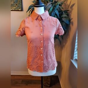 ModCloth Women's Eyelet Button-Up Top XXS - Peach